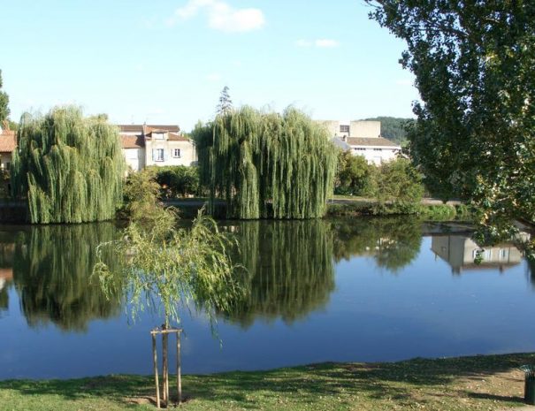 Les Berges de la rivière Isle